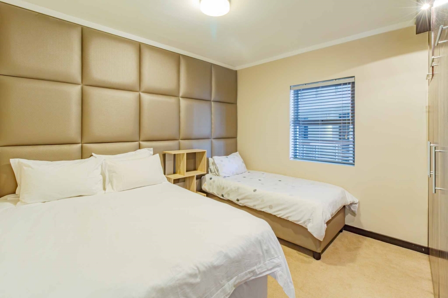 2 Bedroom Property for Sale in Cape Town City Centre Western Cape